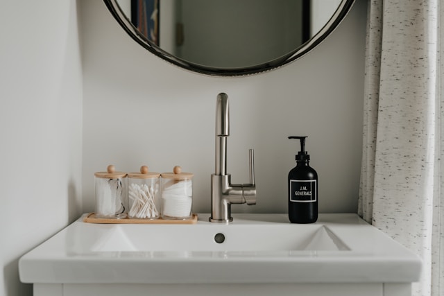 Neatly organized sink